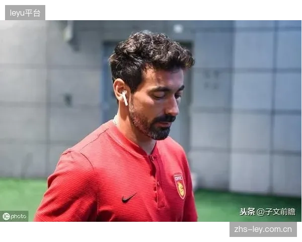 空战能力成乌兹别克斯坦攻防两端优势，高空球处理将是战术博弈焦点。